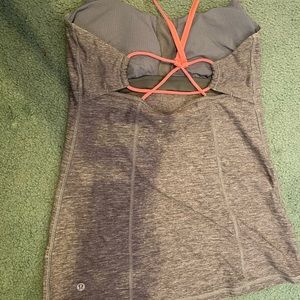 Lululemon Tank top with built in bra !!